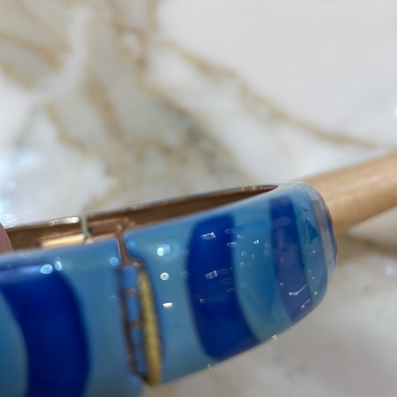 Eisenberg Enamels Hand Painted Hinged Blues & Gold Bracelet—Beautiful!! NWT - Picture 7 of 9